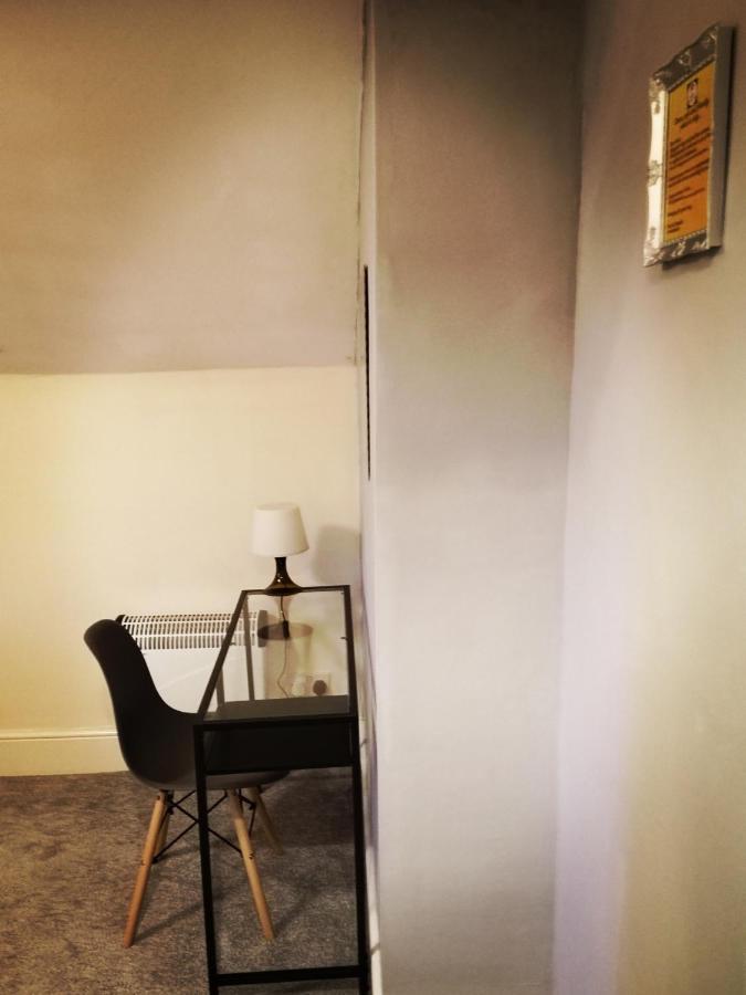 Mini Hotel Leeds ลีดส์ ภายนอก รูปภาพ